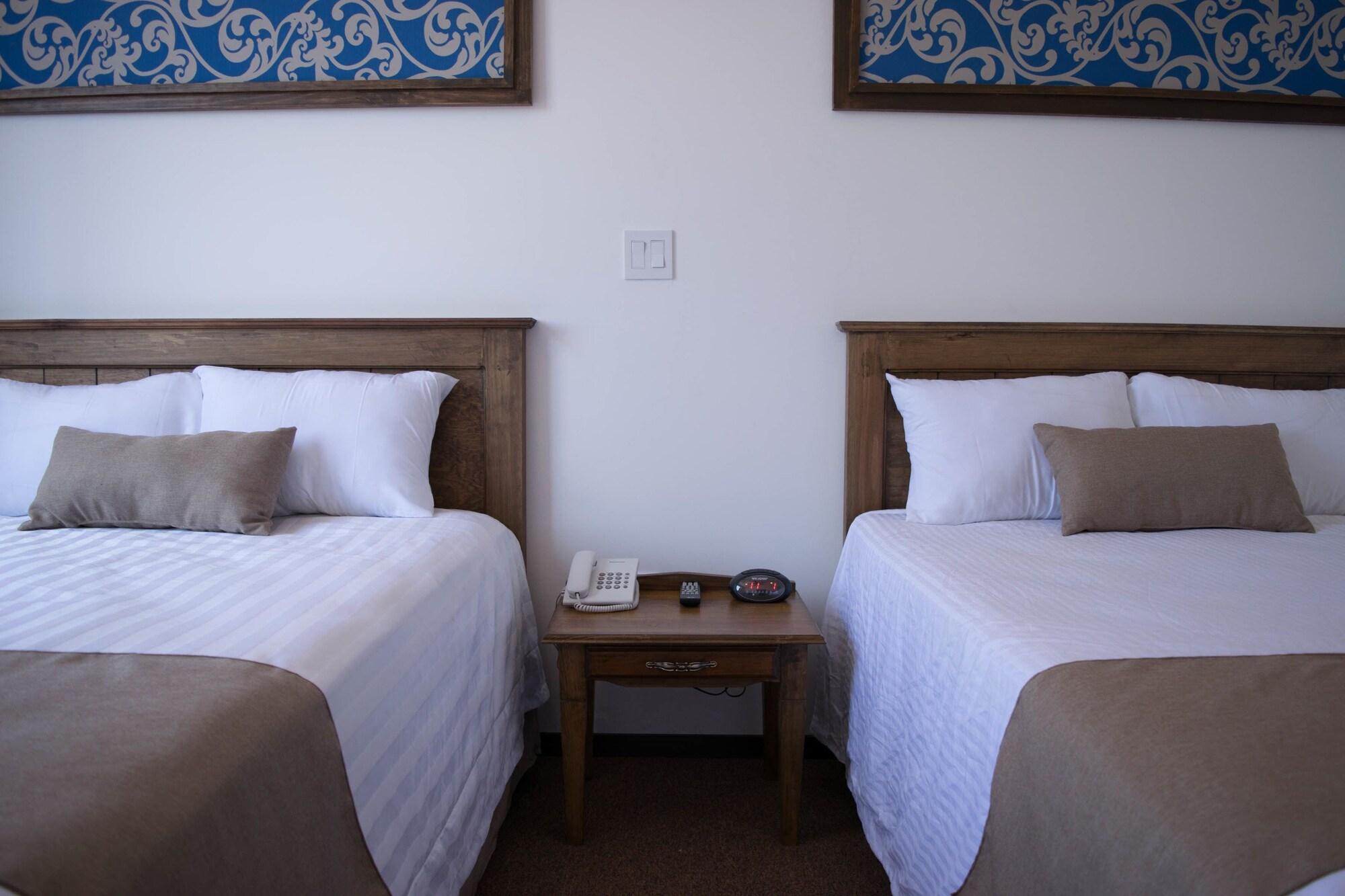 Hotel La Estacion Альенде Экстерьер фото