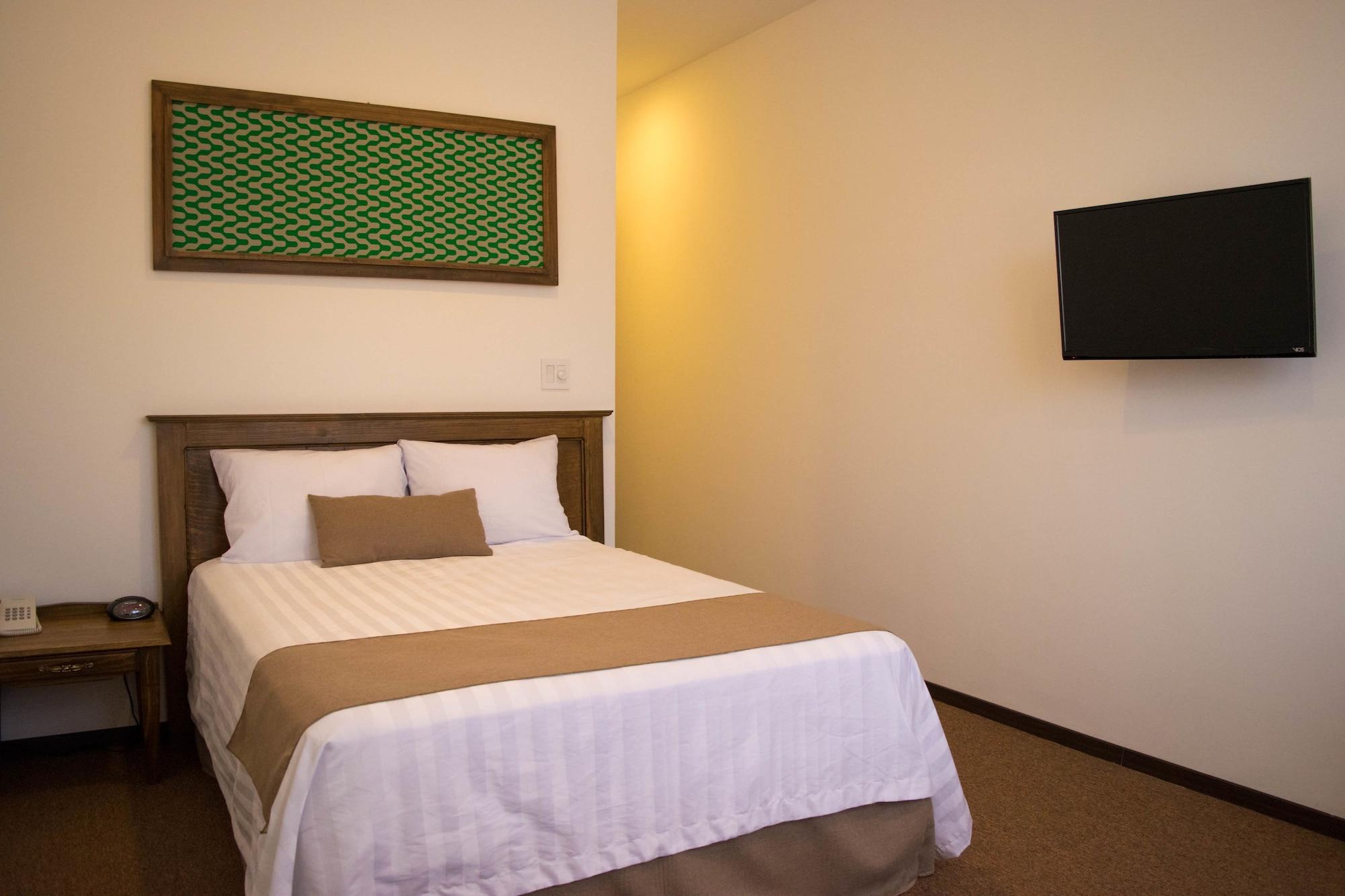 Hotel La Estacion Альенде Экстерьер фото